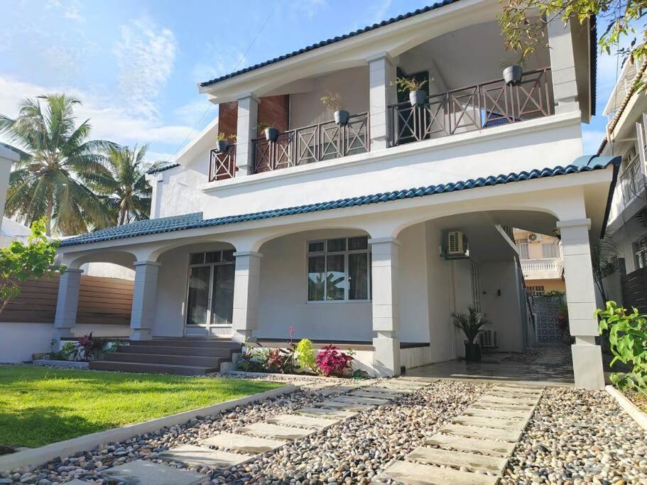 Villa Hive Blue Bay